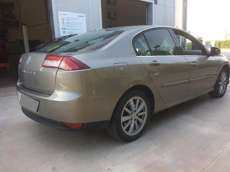 E5215CV-01 Enganche con bola desmontable vertical para Renault Laguna III Berlina11.webp