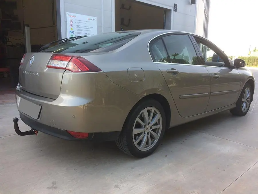 E5215CV-01 Enganche con bola desmontable vertical para Renault Laguna III Berlina5.webp