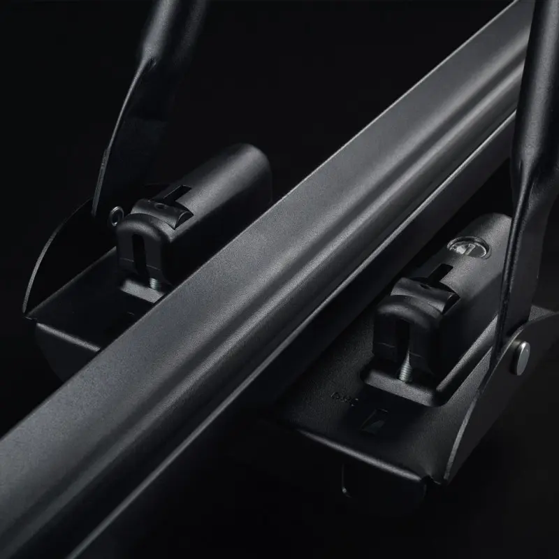 cruz-race-dark (1).webp