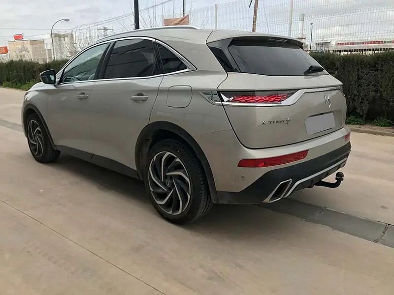 E1230AV-02 Enganche con bola extrable vertical para DS7 2021.webp