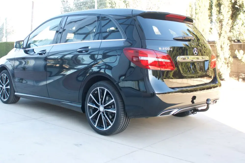 E4122CA-01 Enganche fijo para MERCEDES CLASE B.webp