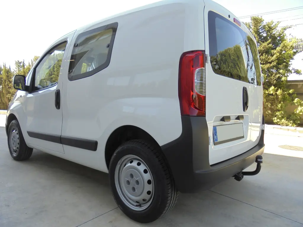 E1222AA-01 Enganche fijo para Citroen Nemo (2008-).webp