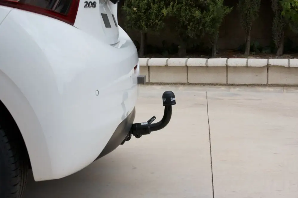E4727AS-05 Enganche extraible horizontal para PEUGEOT 208 2 (2).webp