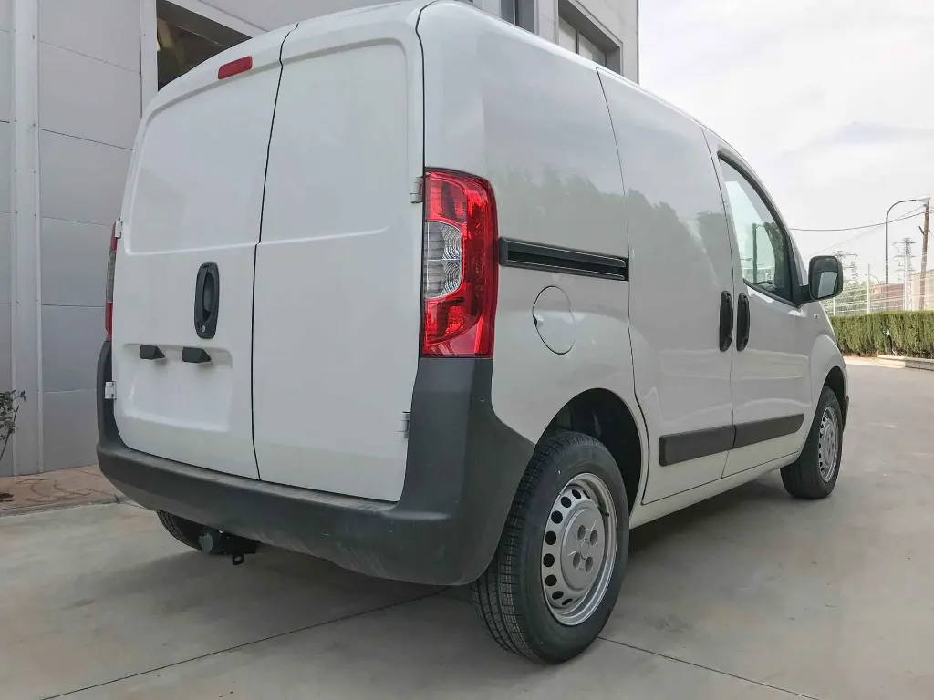 E1222AS-02 Enganche desmontable horizontal para Peugeot Bipper 2008-7.webp