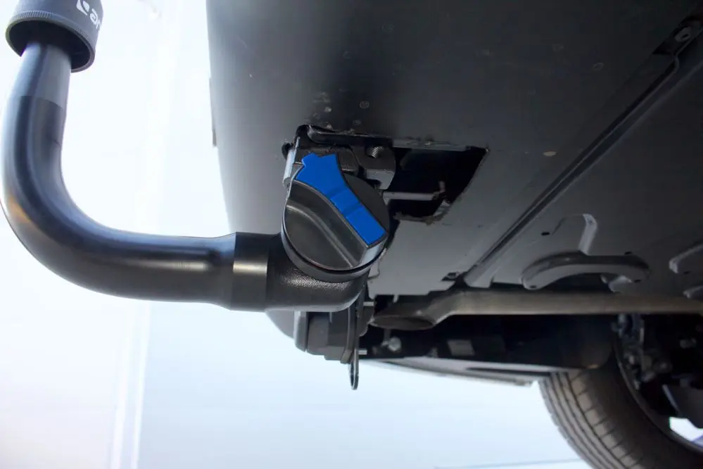 E1220BV-03 Enganche vertical SV para PEUGEOT 308 SW (9).webp