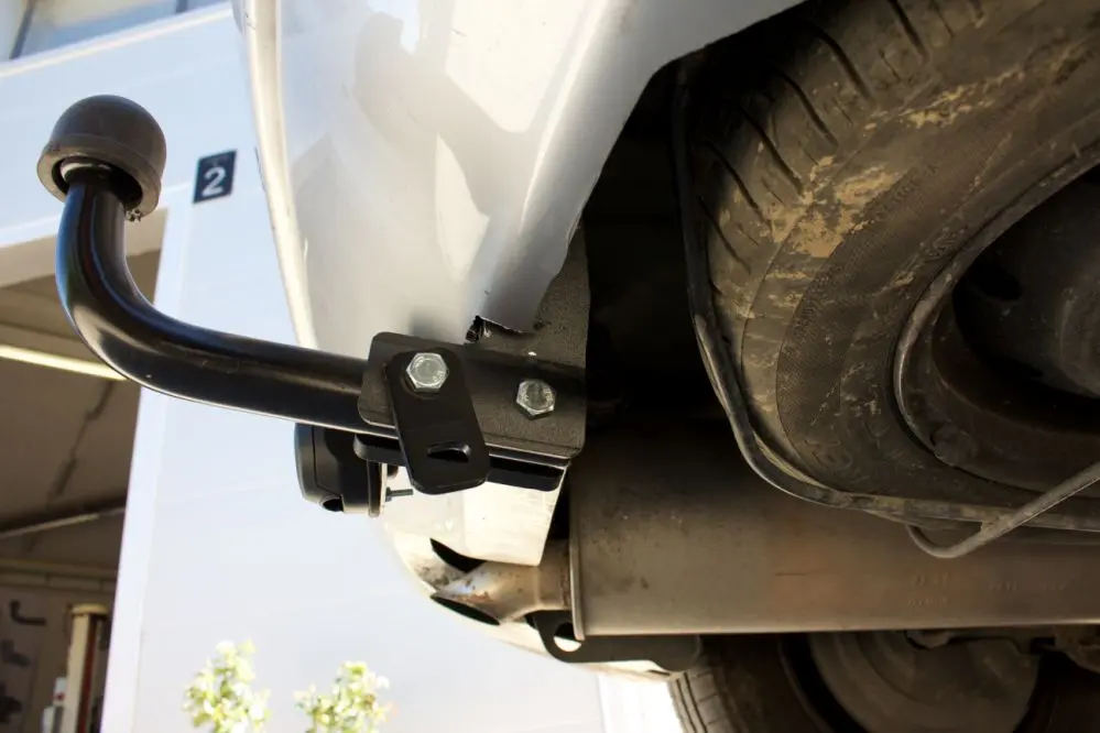 E1208AA-01 Enganche fijo para CITROEN XANTIA (7).webp