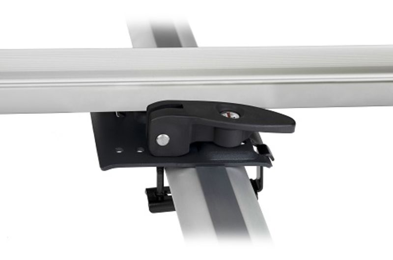 Kit de fixation externe pour barres de toit acier pour Juza et Clover/Chronos