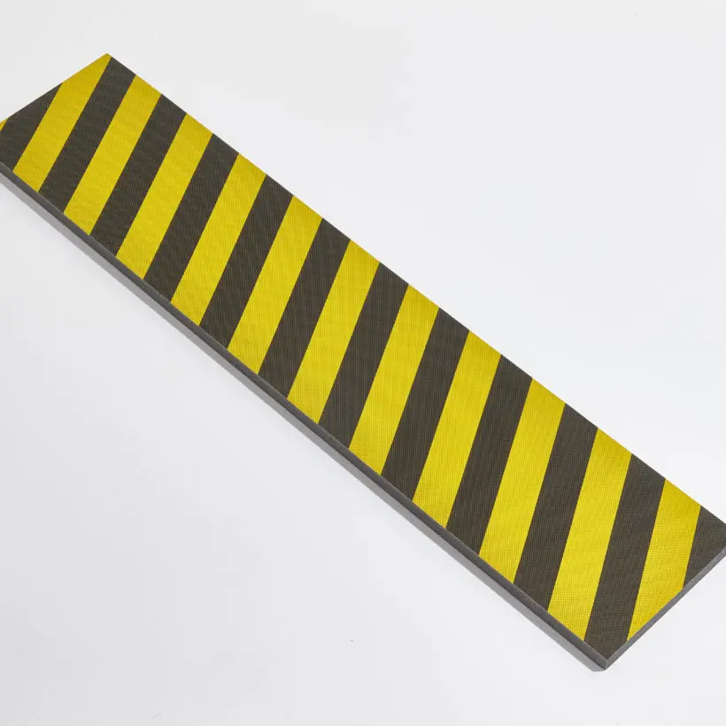 Mousse de protection de garage 120cm x 25cm x 2,5cm - Mottez A087S120