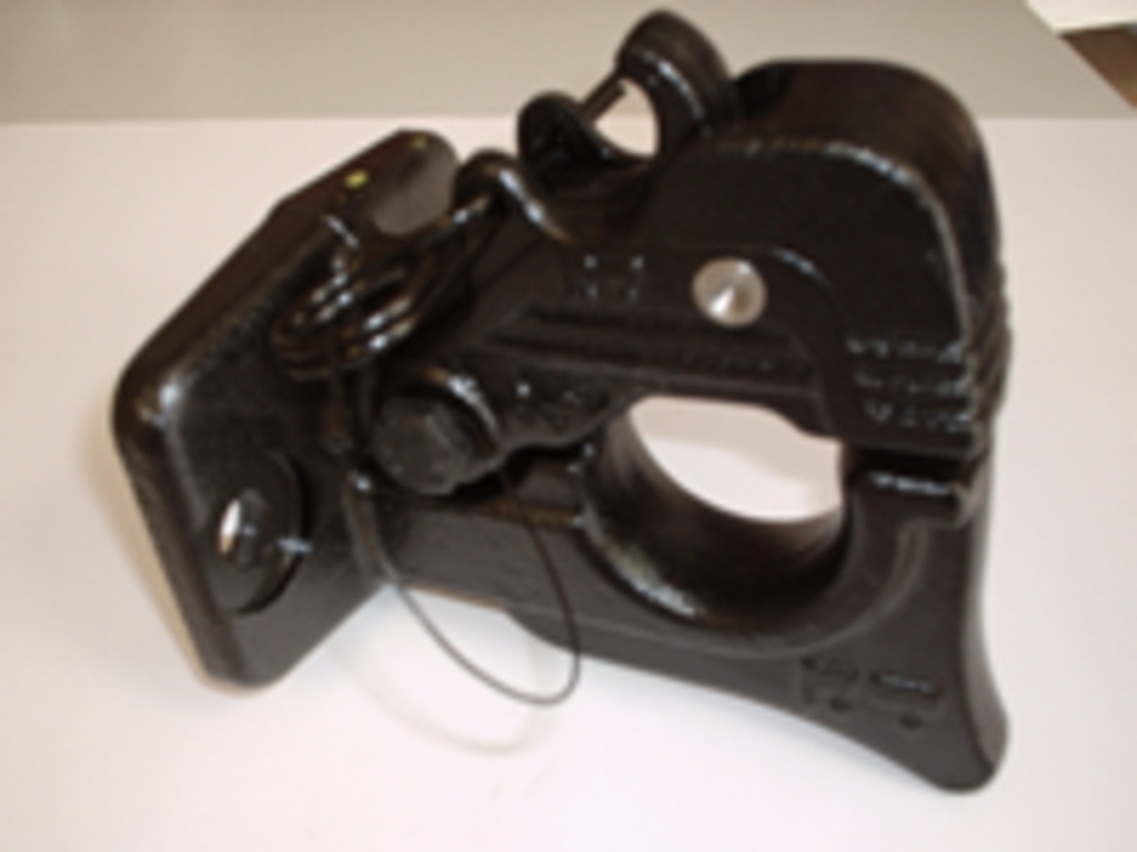 Crochet 3,5T 2 Trous Diamètre 17mm Entraxe 90mm